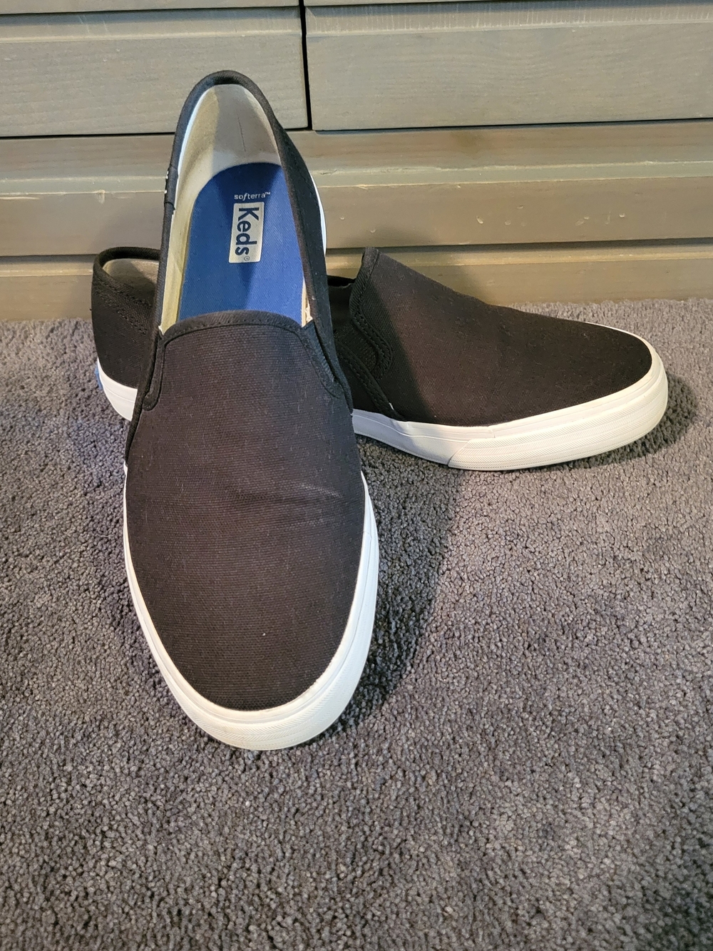 Keds Women's Classic Slip-On Sneakers in Black - Picture 3 of 7